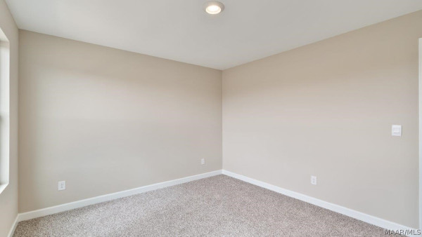 1724 Windsor Hill Lane