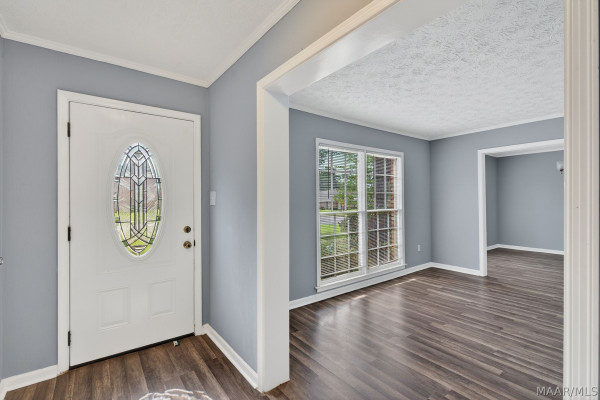 1936 Vaughn Lane