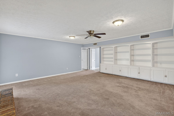 1936 Vaughn Lane