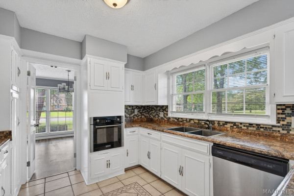 1936 Vaughn Lane