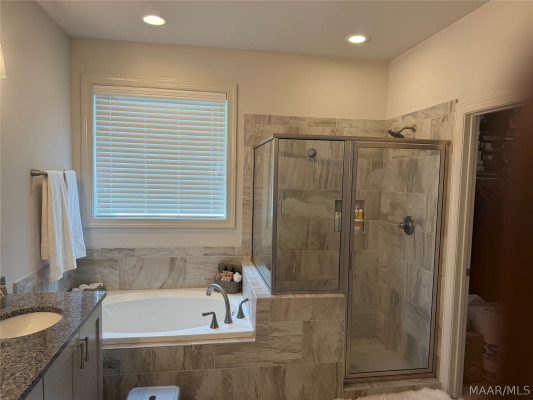 9353 Crescent Lodge Circle