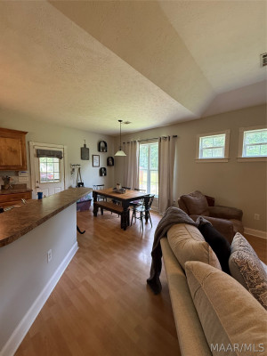 116 Oakleigh Drive
