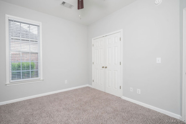 8263 Grayson Grove Drive