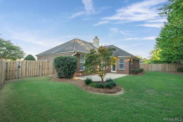 8263 Grayson Grove Drive