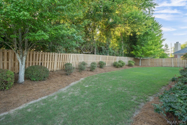 8263 Grayson Grove Drive