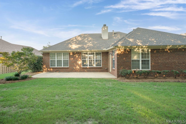 8263 Grayson Grove Drive
