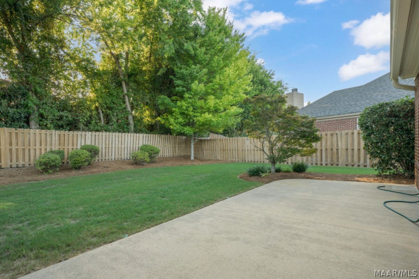 8263 Grayson Grove Drive