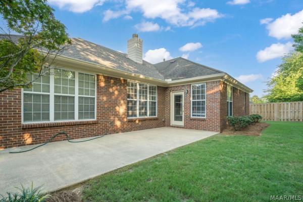 8263 Grayson Grove Drive