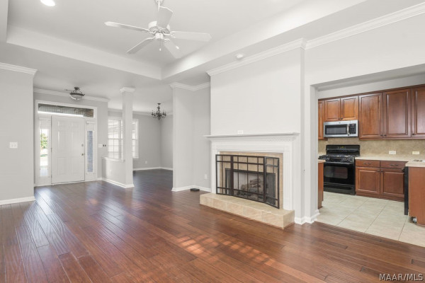 8263 Grayson Grove Drive
