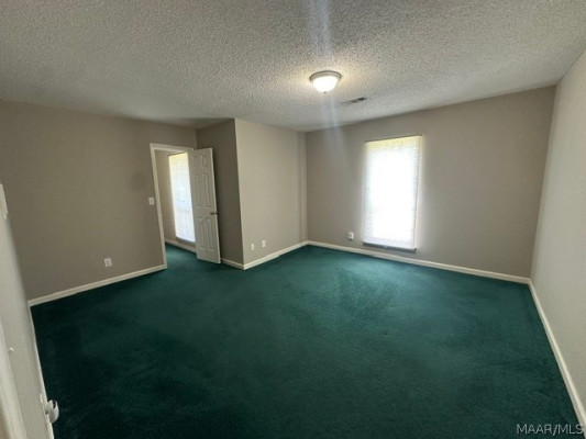 2622 Highway 82 . W