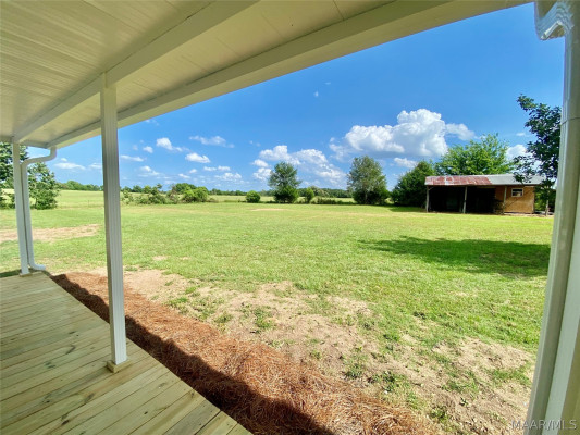 231 E COUNTY RD 68 . W