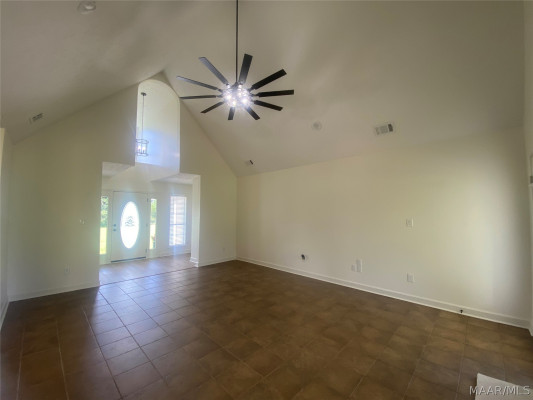 231 E COUNTY RD 68 . W