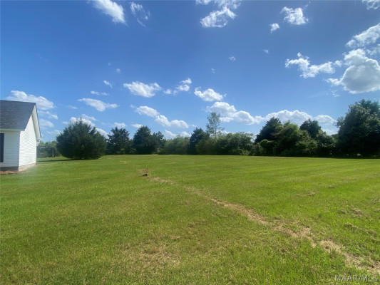 231 E COUNTY RD 68 . W