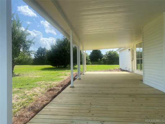 231 E COUNTY RD 68 . W