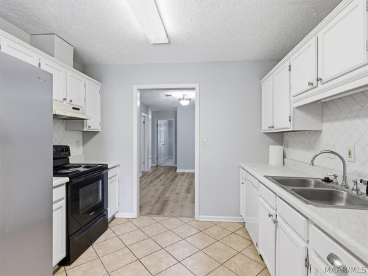 8341 Grand Oak Court