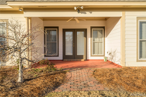 5540 Ash Grove Circle