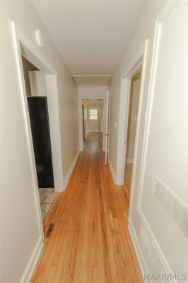 409 Honeysuckle Court
