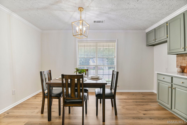 61 Red Oak Drive