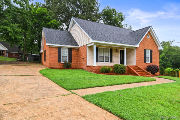 61 Red Oak Drive