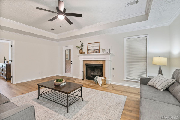 61 Red Oak Drive