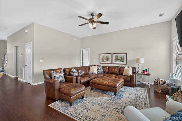 9302 CRESCENT LODGE Circle