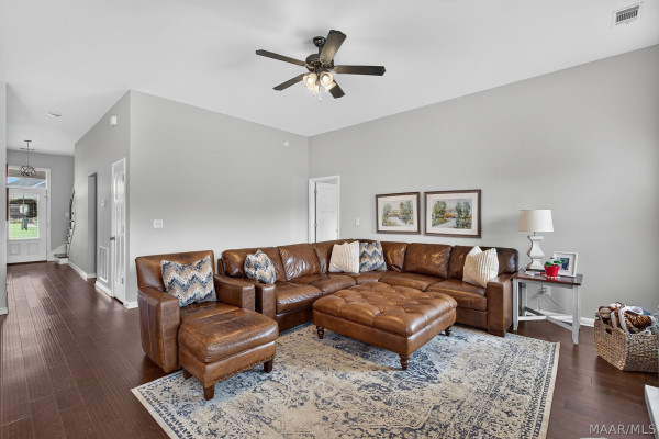 9302 CRESCENT LODGE Circle