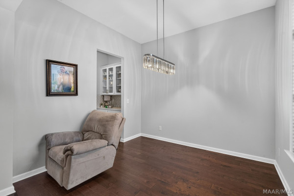 9302 CRESCENT LODGE Circle