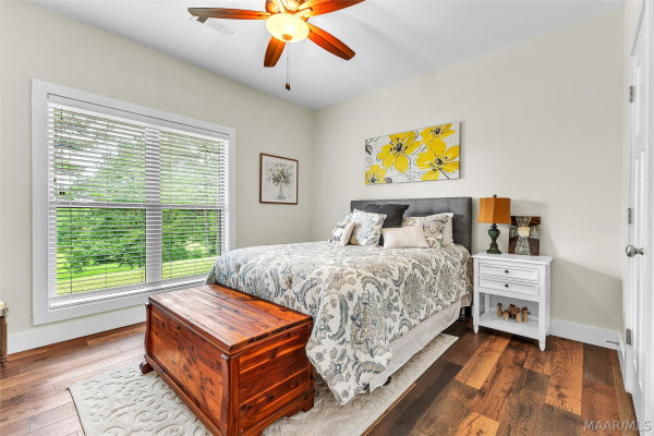 1328 Cherokee Trail