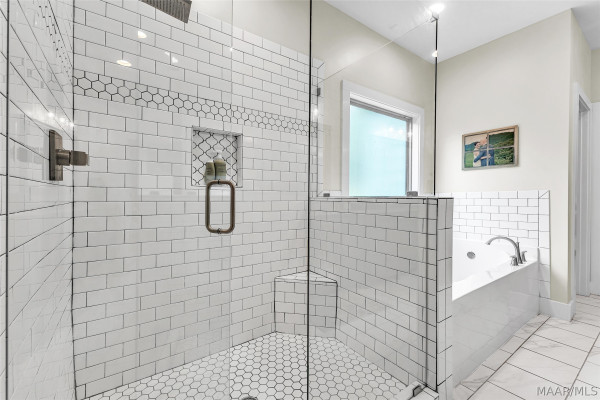 1328 Cherokee Trail