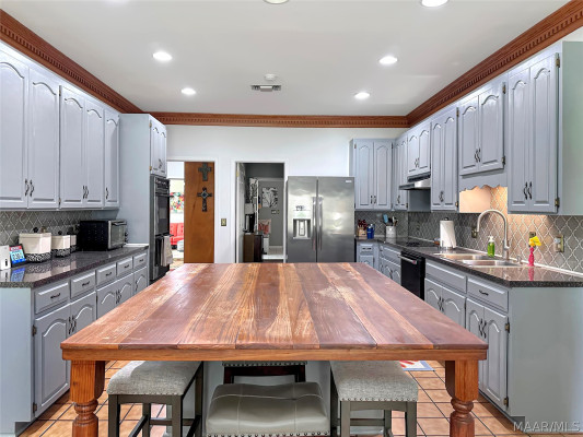 95 River Ridge Road