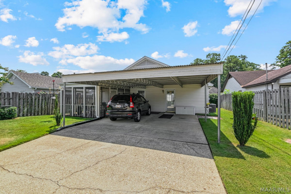 3817 Elm Avenue