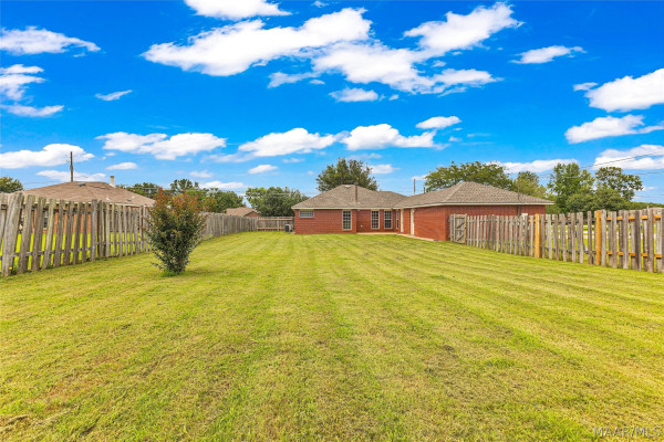 725 STABLEWAY Road