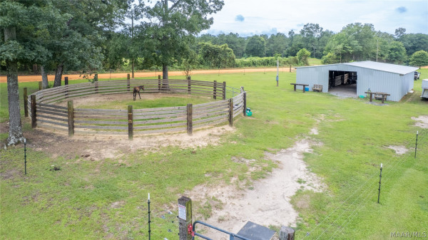 466 County Road 368 .