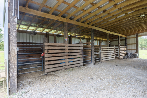466 County Road 368 .