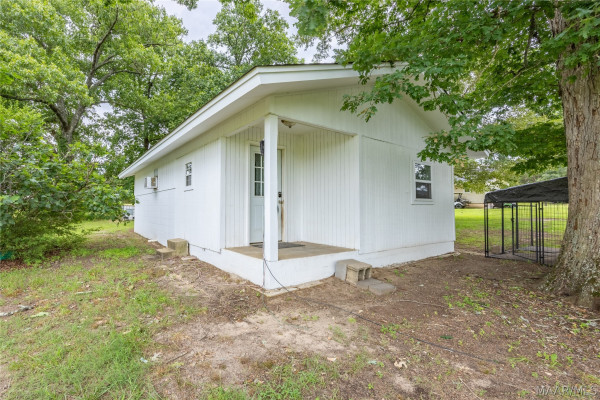 466 County Road 368 .