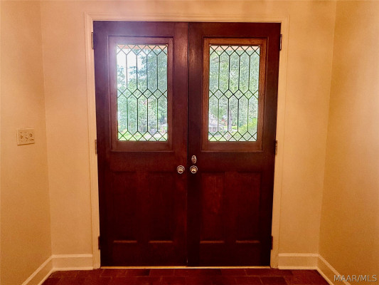 33 Creek Court