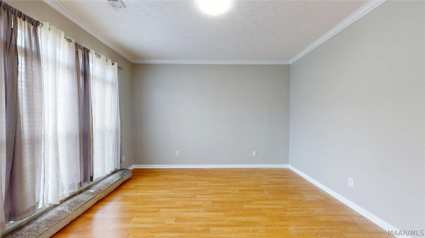 245 LAKESHORE Drive
