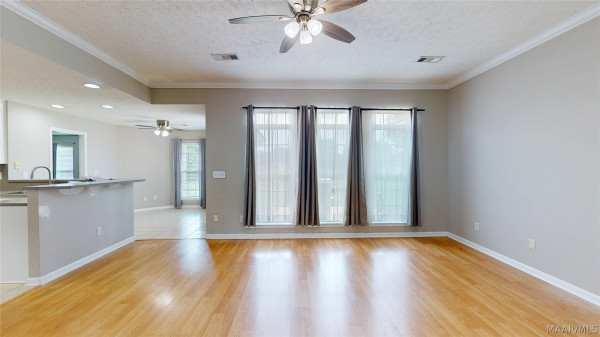 245 LAKESHORE Drive