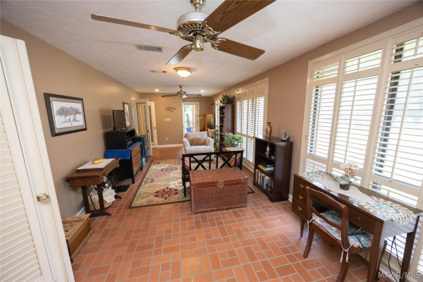 3407 Fernway Drive