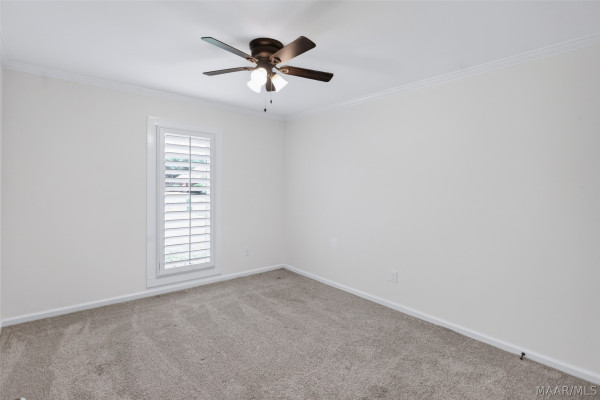 6555 Eastwood Glen Drive