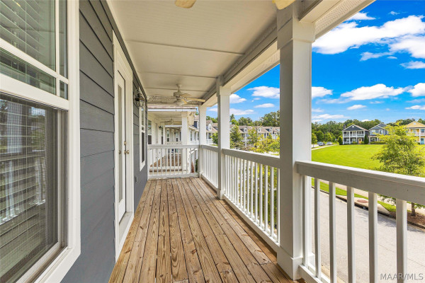 176 Avenue of The Orchards Avenue