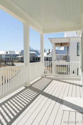 71 Crescent Park