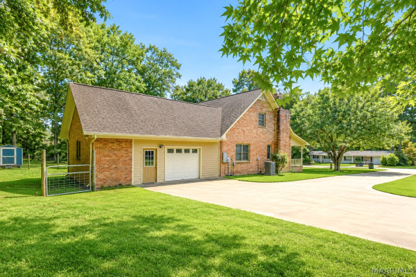 408 Golden Drive