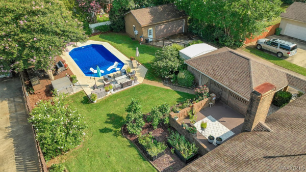 445 ARROWHEAD Drive
