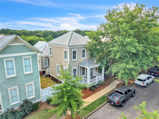 35 Bright Spot Street