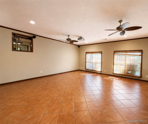 818 Fairwood Drive