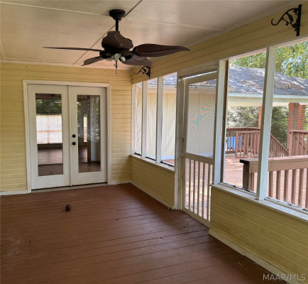 818 Fairwood Drive