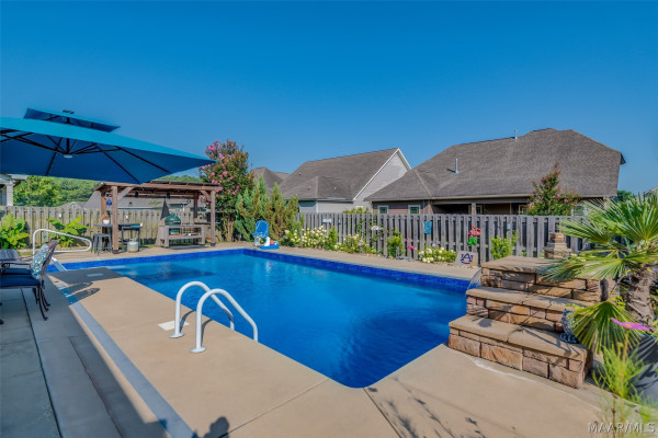 102 CANTERA Way