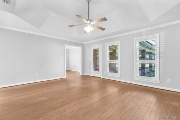 1849 Woodmere Loop