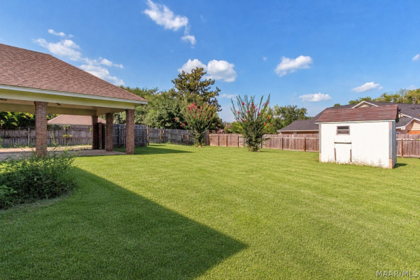 1849 Woodmere Loop